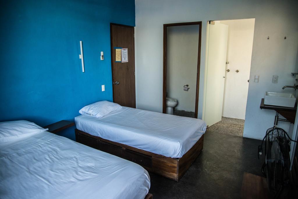 מנסנילו Hostal Olas Altas מראה חיצוני תמונה